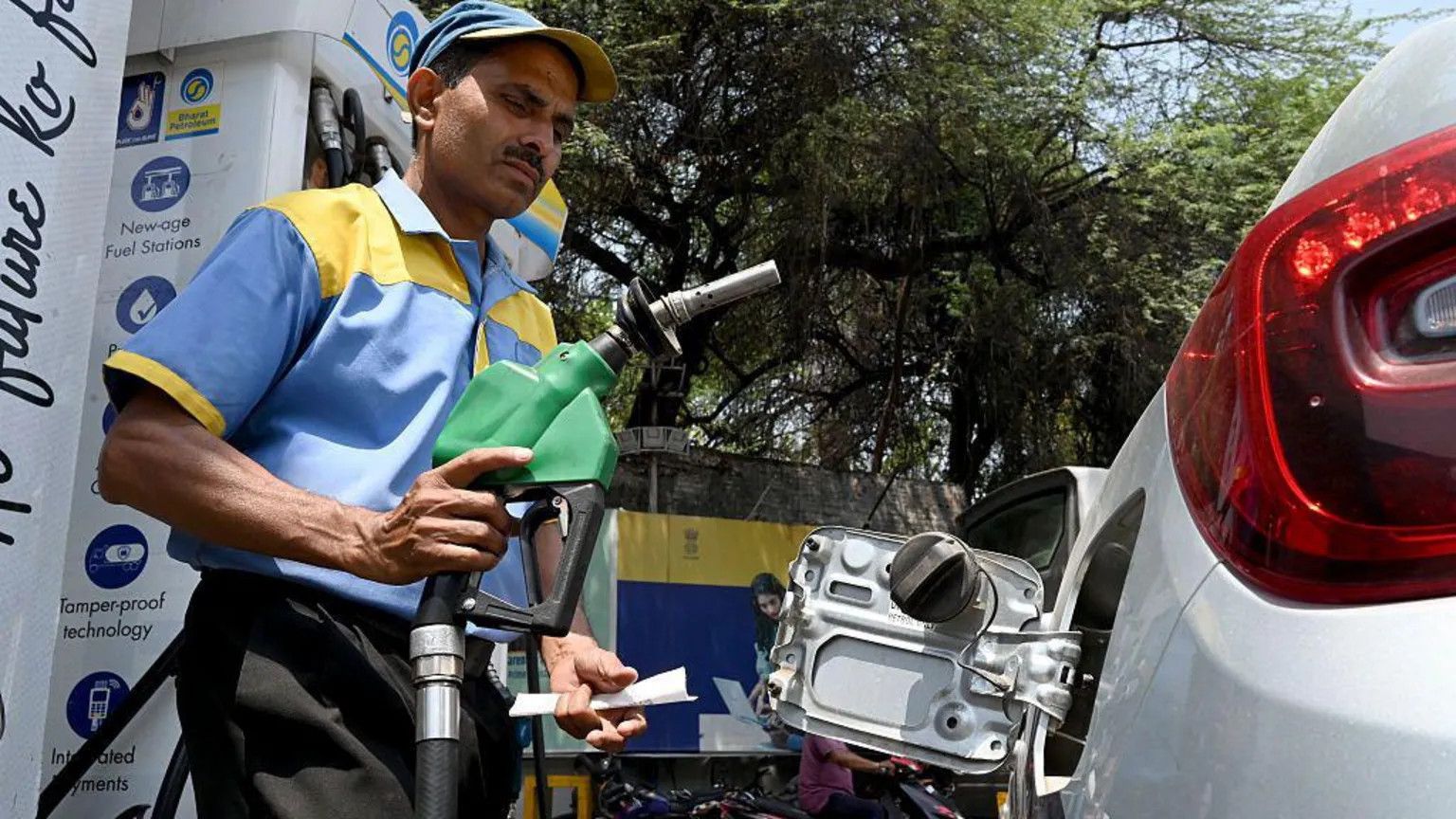 Oil prices surge as Trump issues Iran ultimatum amid stalled peace talks