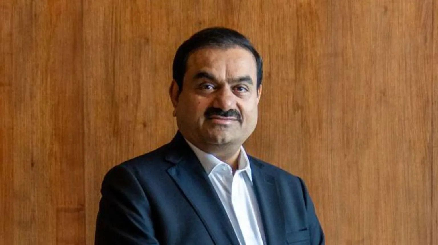 US drops fraud charges against Adani after $275m sanctions settlement