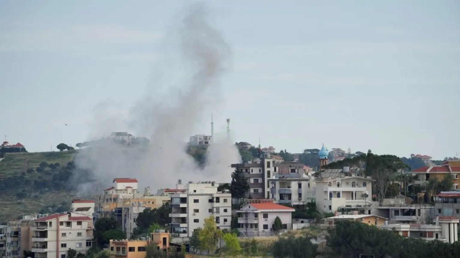 Israeli strikes kill 19 in southern Lebanon as ceasefire falters