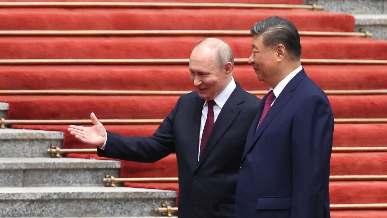 Xi Jinping hosts Putin and Trump in diplomatic show of strength