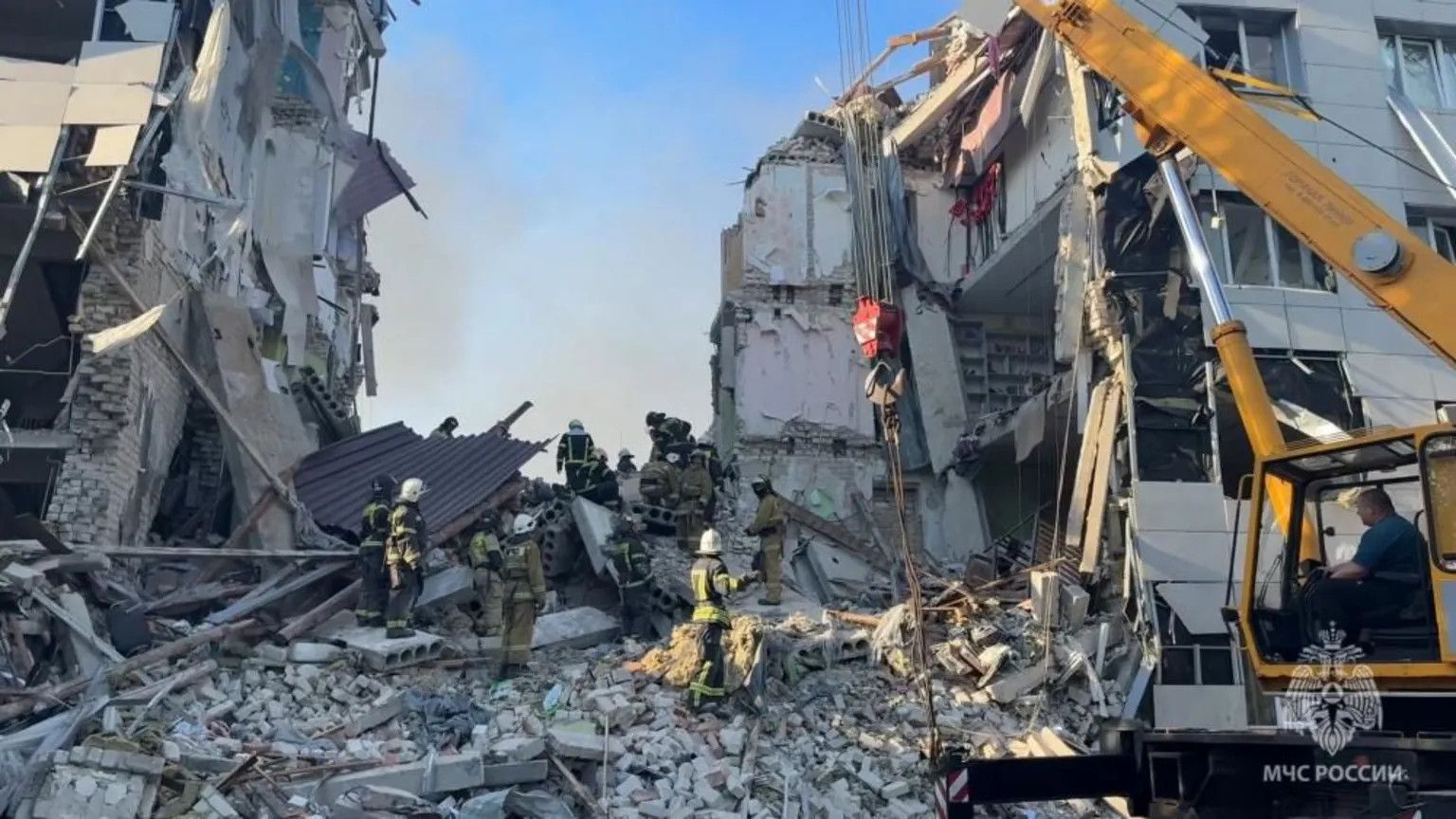 Putin vows retaliation after deadly strike on occupied Ukrainian dormitory