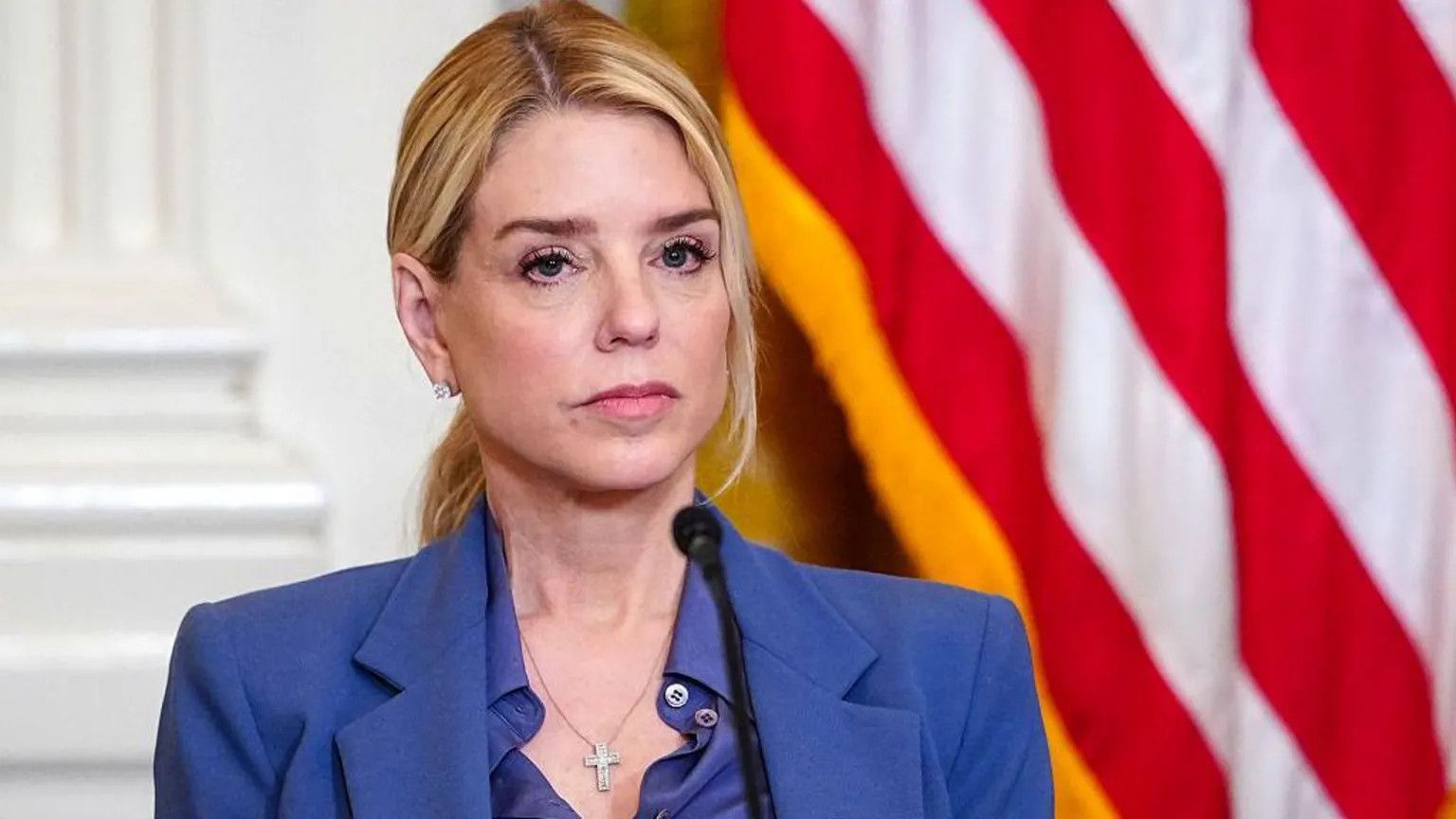 Former US Attorney General Pam Bondi diagnosed with thyroid cancer