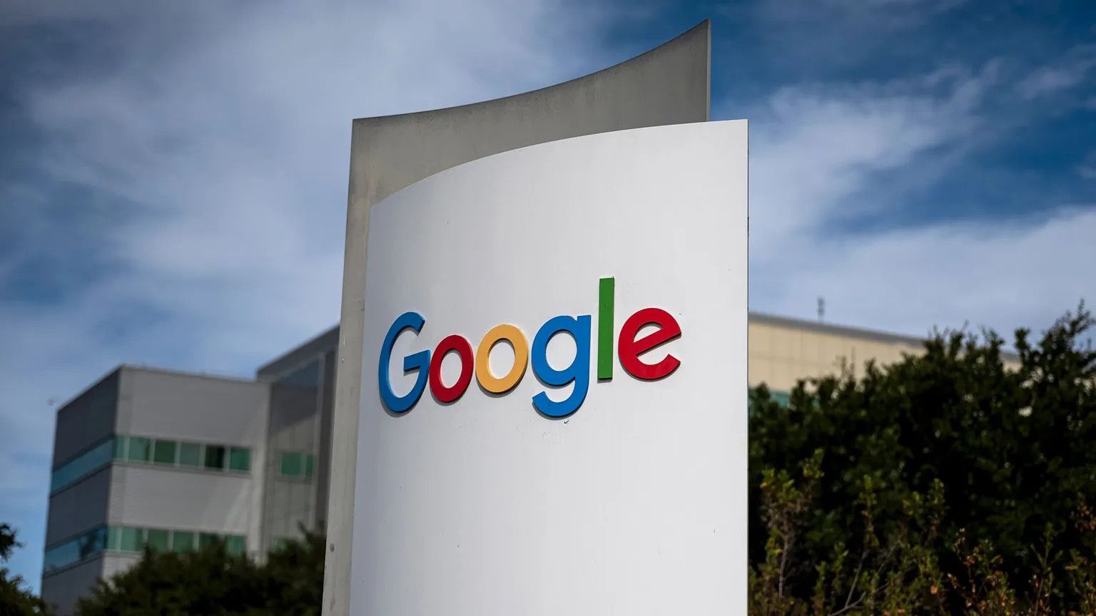 Google engineer charged with insider trading via crypto betting platform