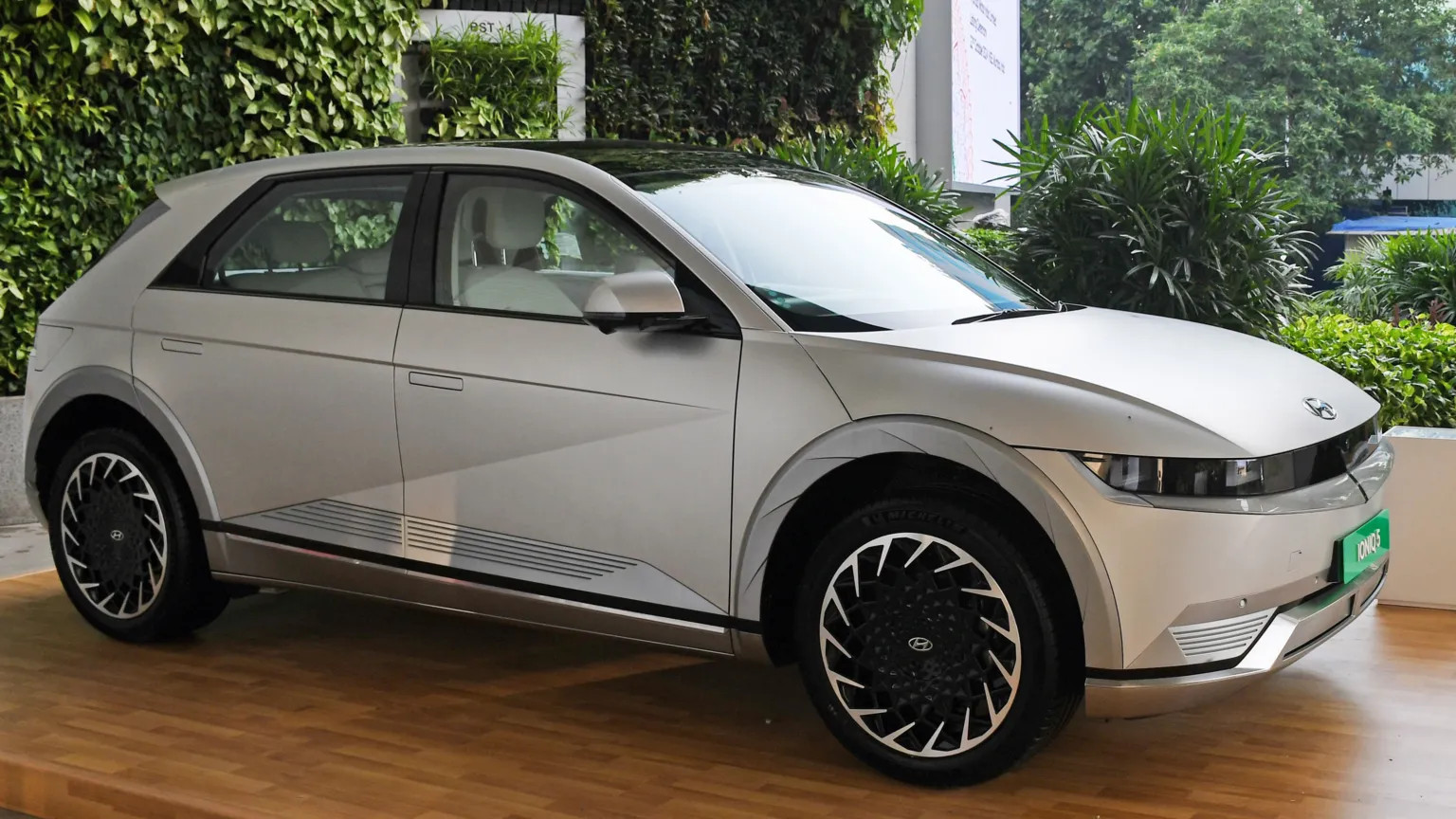 India's electric vehicle market hits key milestone as adoption accelerates