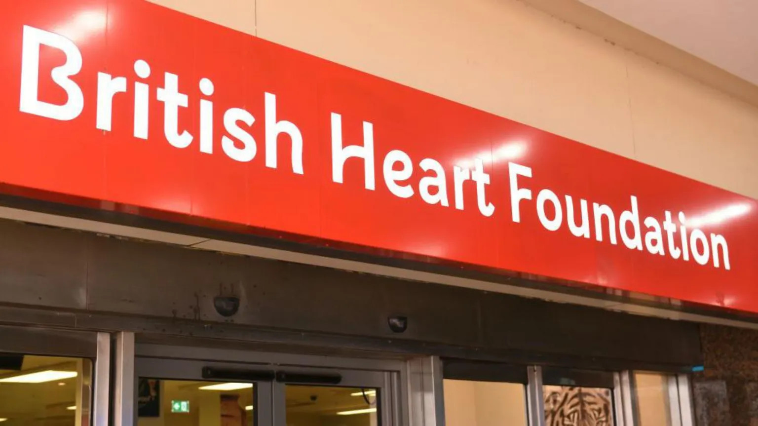 British Heart Foundation to shut 150 charity shops amid tough retail climate