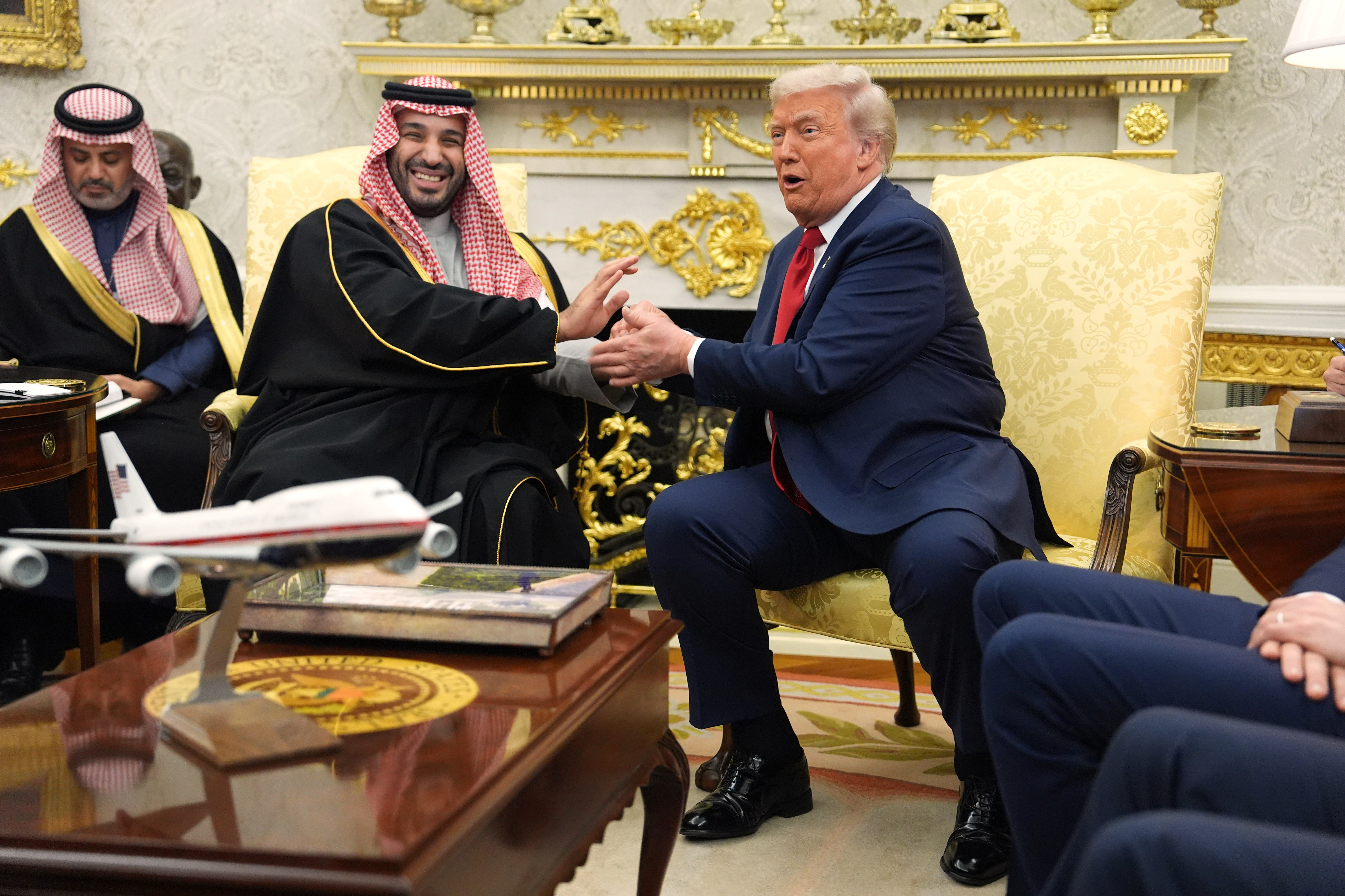 Trump absolves Saudi crown prince in Khashoggi killing during White House visit