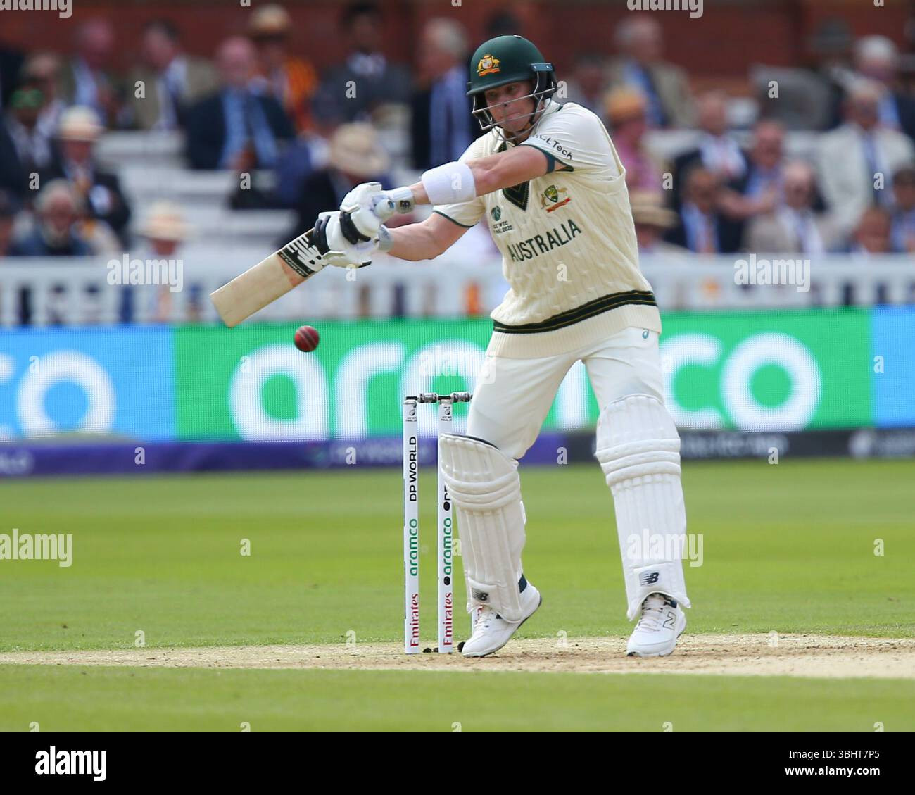 Former Australia coach criticizes England fans over Steve Smith abuse