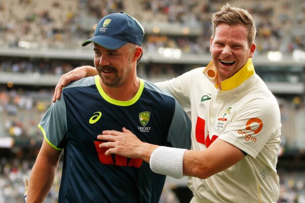 England face defining moment in second Ashes Test at Gabba