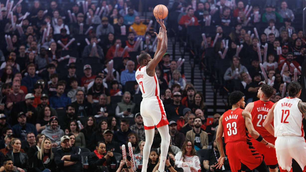 Durant surpasses Chamberlain on NBA all-time scoring list in Rockets loss