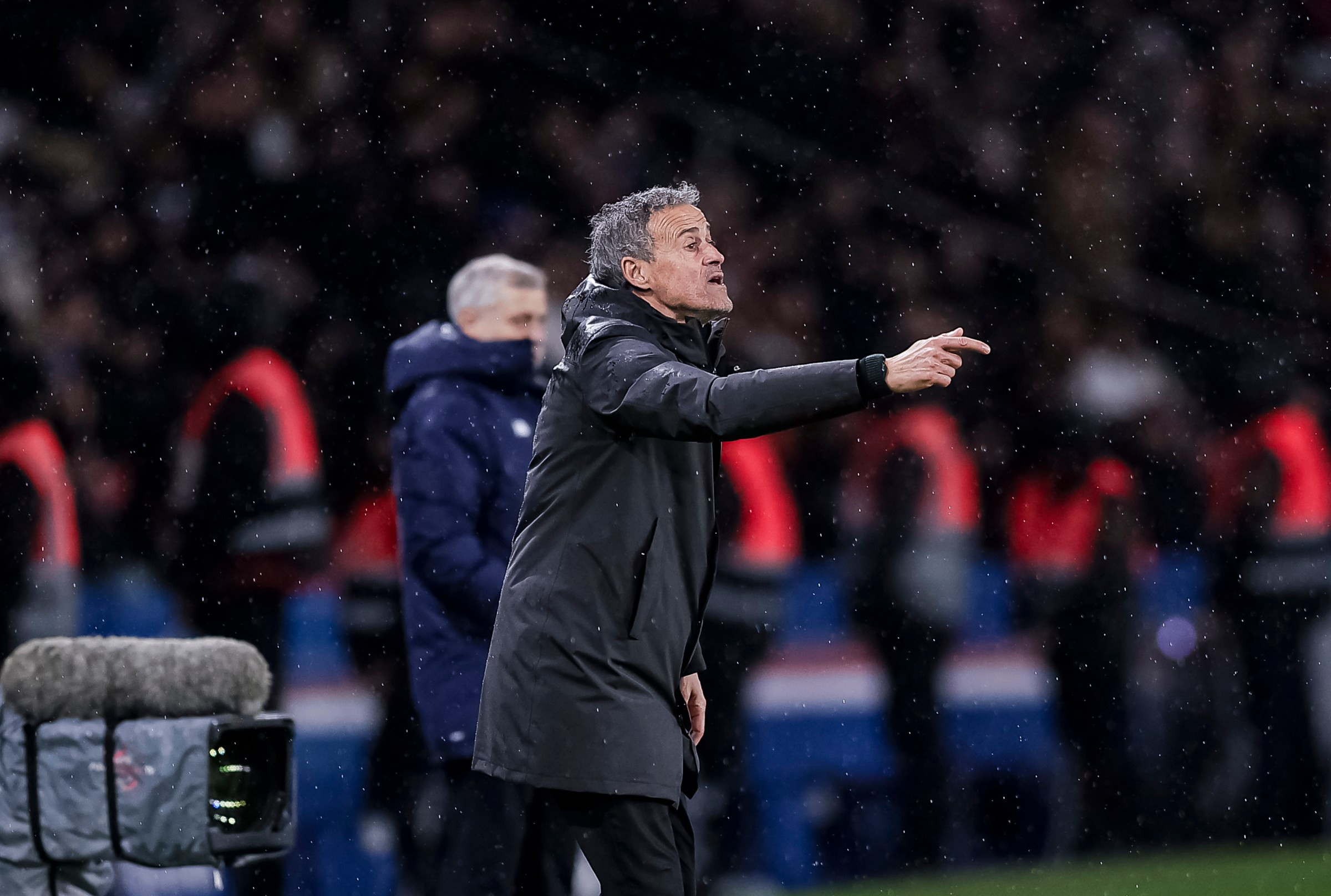 PSG sign Barcelona teen Dro Fernandez in controversial €8.2m deal