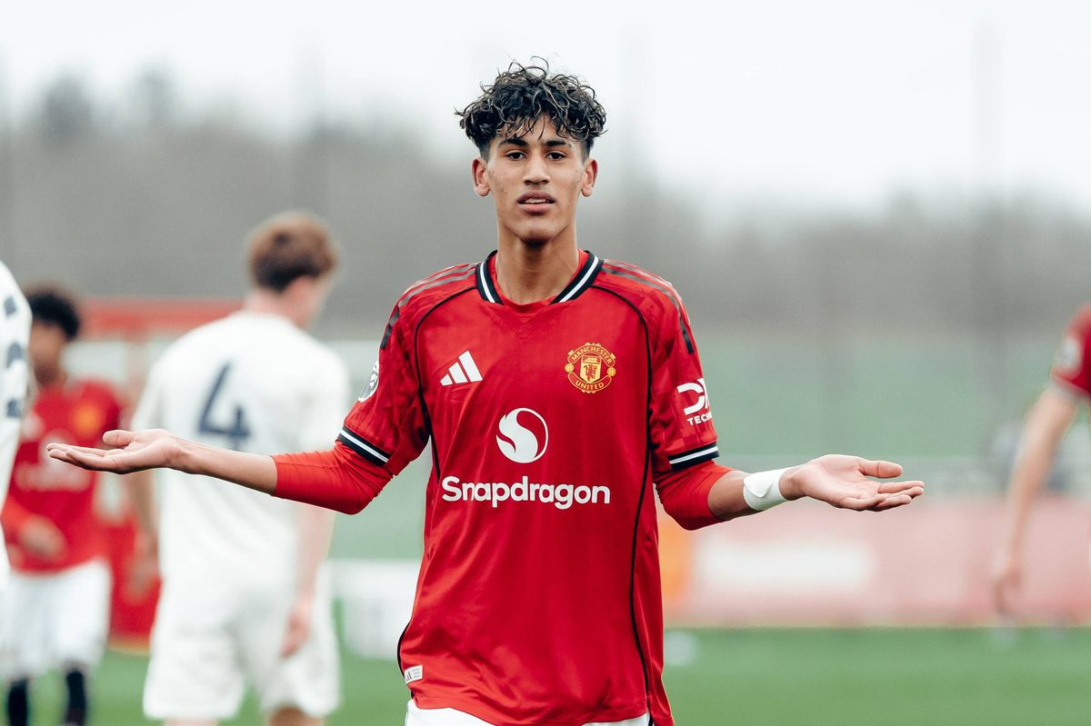 Manchester United's 15-year-old sensation JJ Gabriel dazzles in FA Youth Cup win