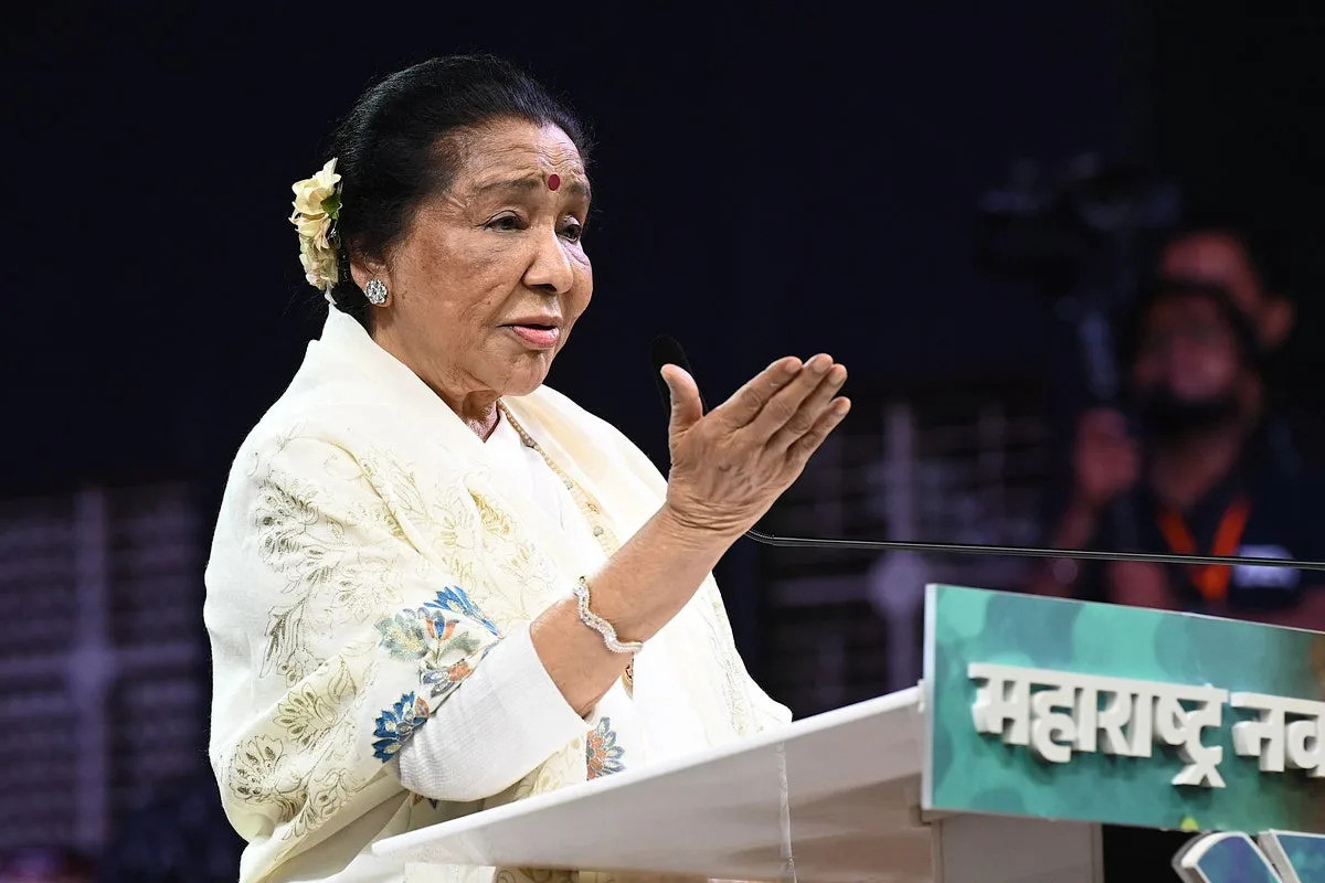 Bollywood legend Asha Bhosle dies at 92, ending an eight-decade musical era