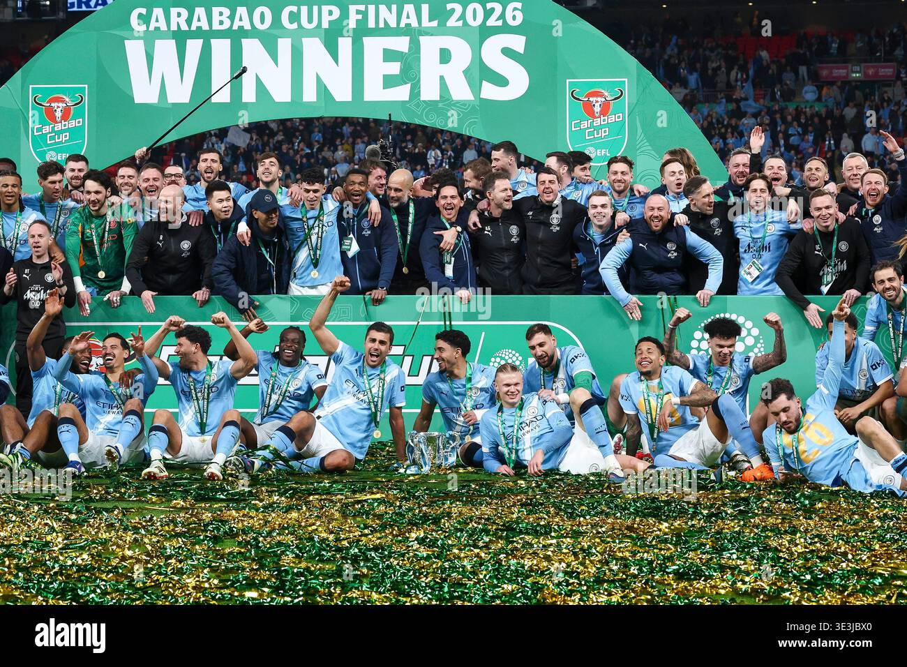 Manchester City edge Arsenal in thrilling Premier League showdown